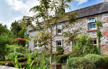 Yew Tree Holiday Cottage