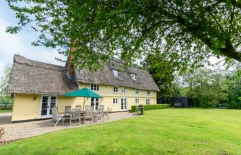 Old Black Horse Farm Holiday Cottage