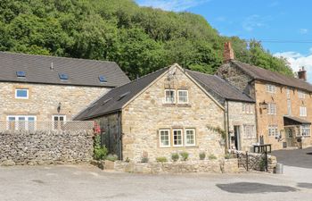 2 Miners Arms Cottages Holiday Cottage
