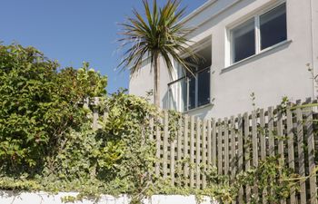 The Lookout Holiday Cottage