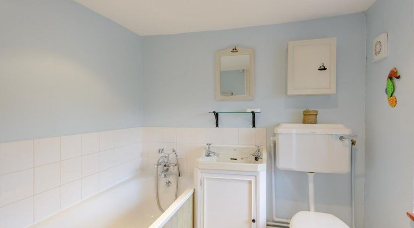 Photo of 4 Bed in Corfe Castle