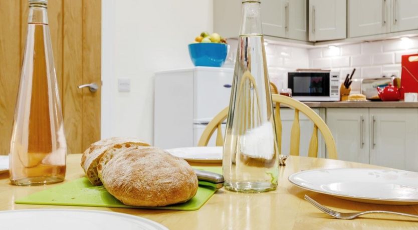 Photo of 1 Bed in Montrose