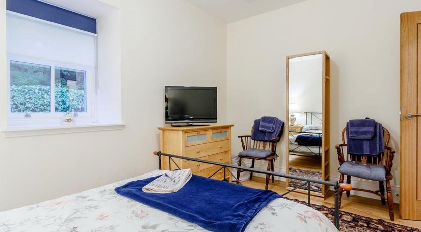 Photo of 1 Bed in Montrose