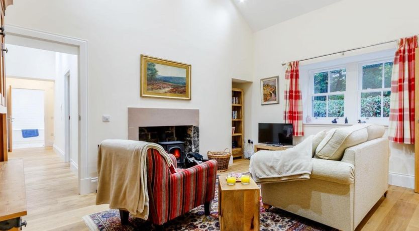 Photo of in Montrose (77548)