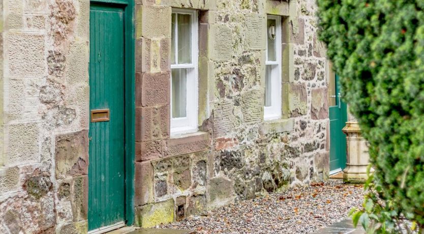 Photo of 1 Bed in Montrose