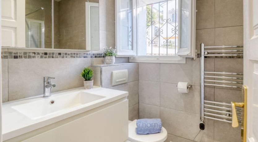 Photo of Los Geranios