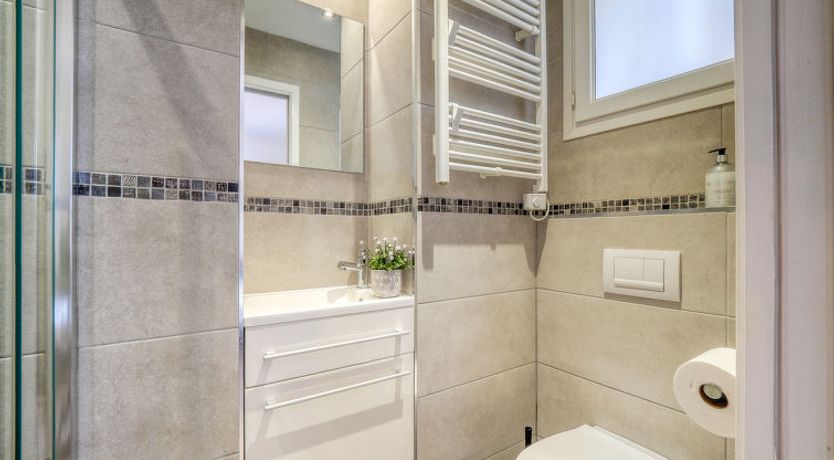 Photo of Los Geranios