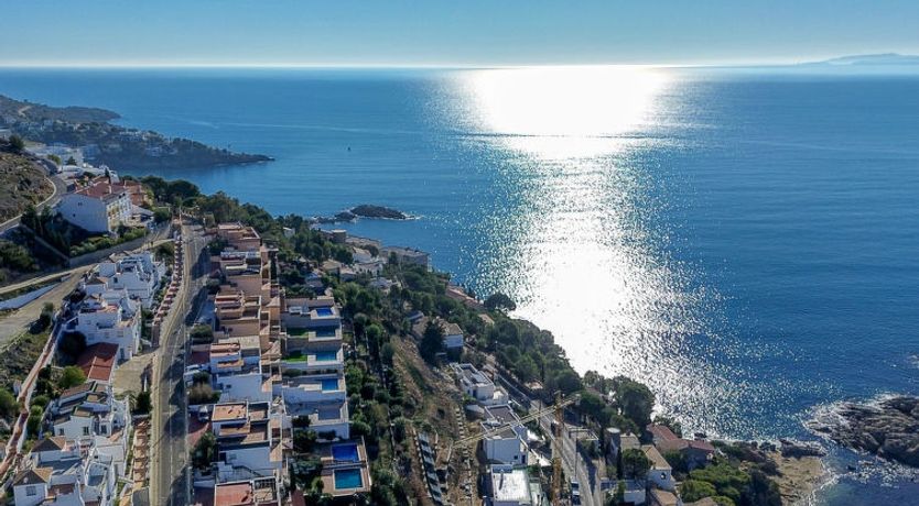 Photo of Los Geranios