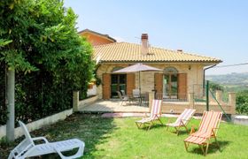 Photo of gabriele-cov