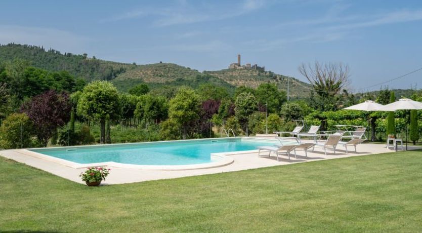 Photo of Santa Lucia