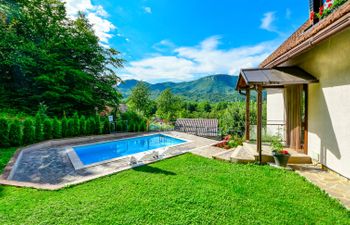 Božica Holiday Home