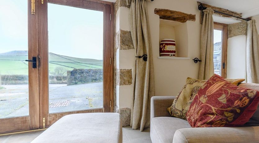 Photo of 1 Bed in Hathersage