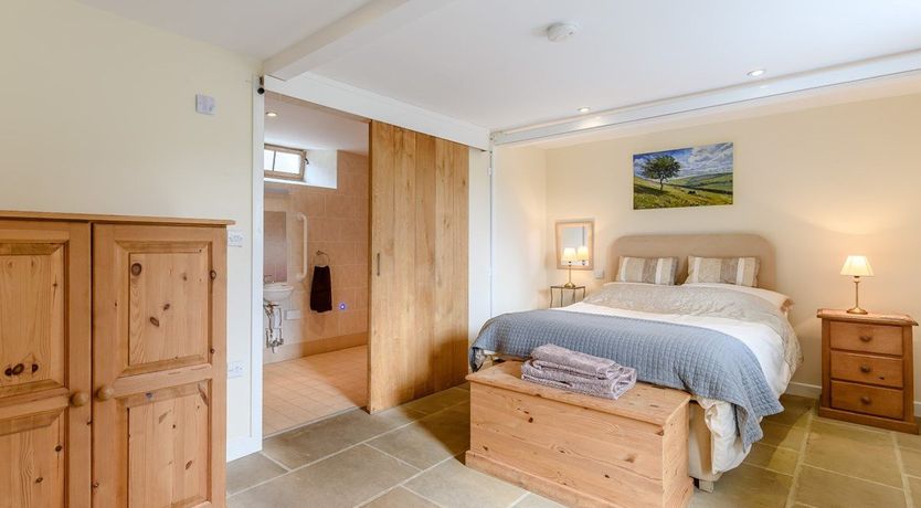 Photo of 1 Bed in Hathersage