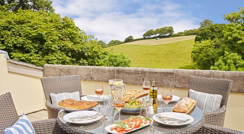 Photo of Yennadon Cottage