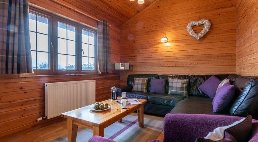 Photo of 2 Bed in Higher Clovelly