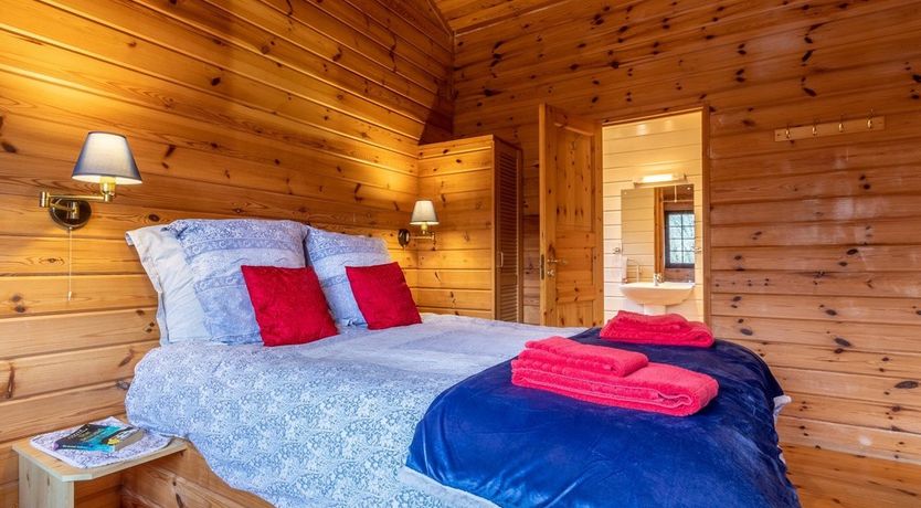 Photo of 1 Bed in Higher Clovelly