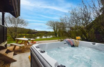 Log Cabin in North Devon Holiday Cottage