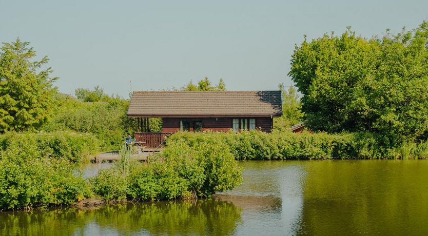 Photo of 2 Bed in Higher Clovelly