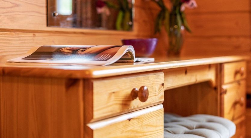 Photo of 2 Bed in Higher Clovelly