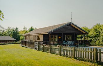 Log Cabin in North Devon Holiday Cottage