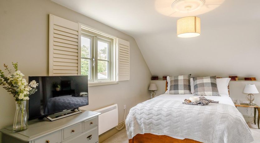 Photo of 3 Bed in Ilminster