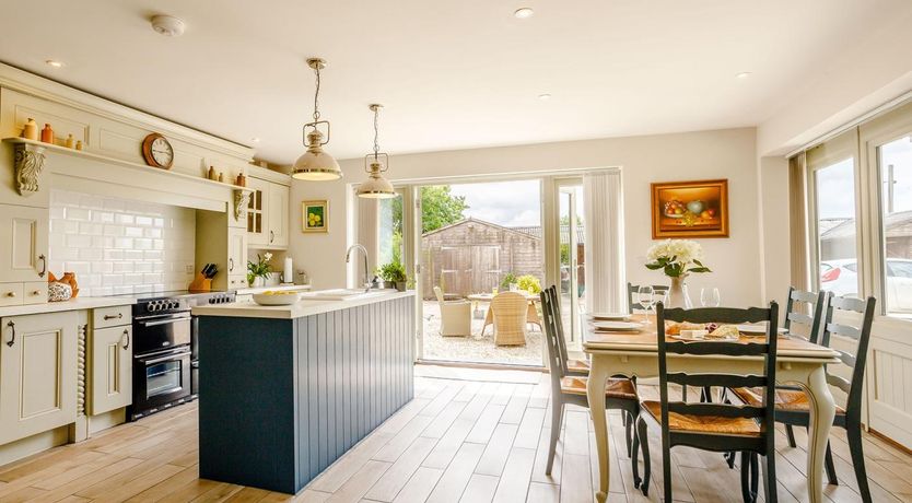 Photo of 3 Bed in Ilminster