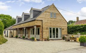 Photo of 3 Bed in Lower Chillington