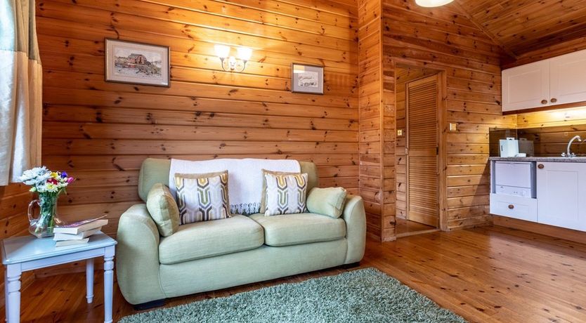 Photo of 1 Bed in Higher Clovelly