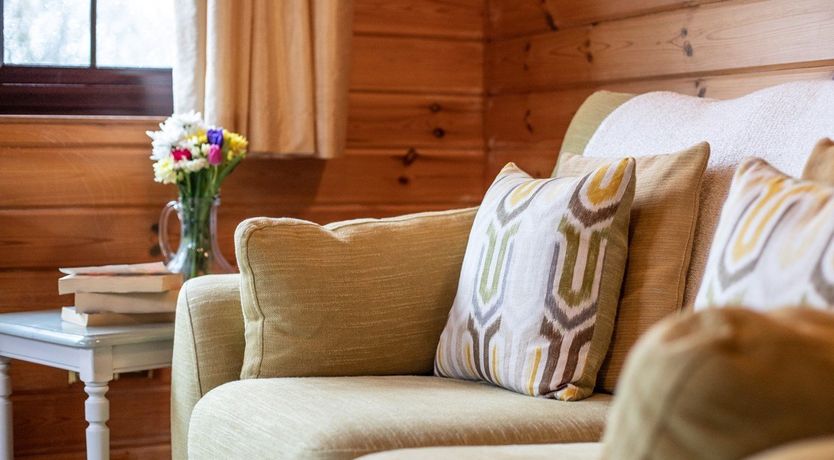 Photo of 1 Bed in Higher Clovelly