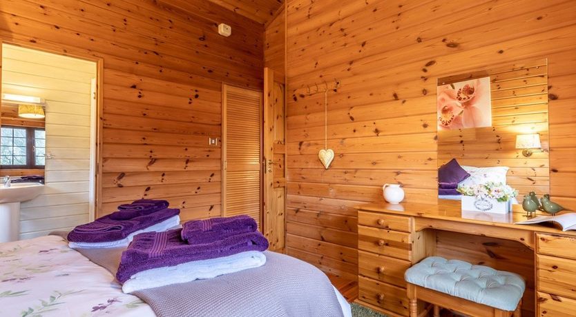 Photo of 1 Bed in Higher Clovelly