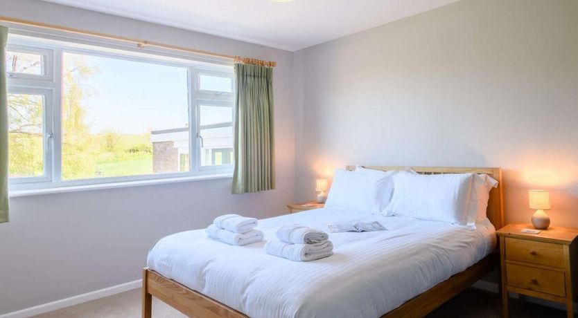 Photo of 3 Bed in Weybourne