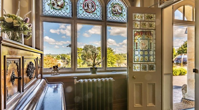 Photo of 10 Bed in Northam