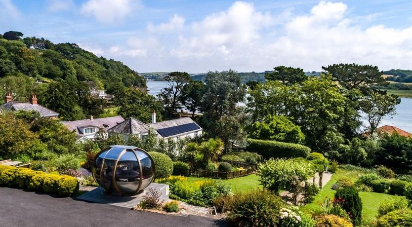 Photo of 10 Bed in Northam