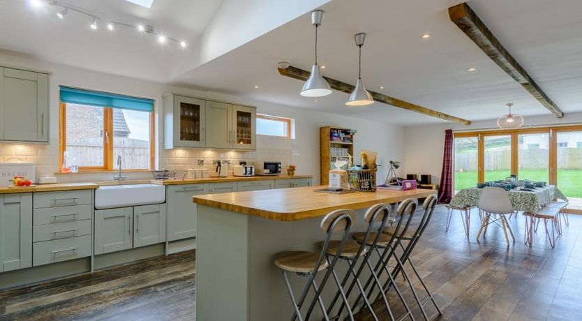 Photo of 4 Bed in Owermoigne