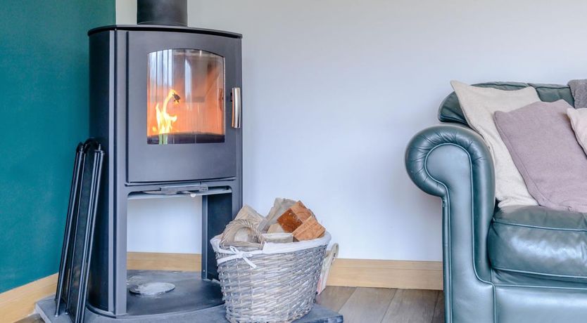 Photo of 4 Bed in Owermoigne