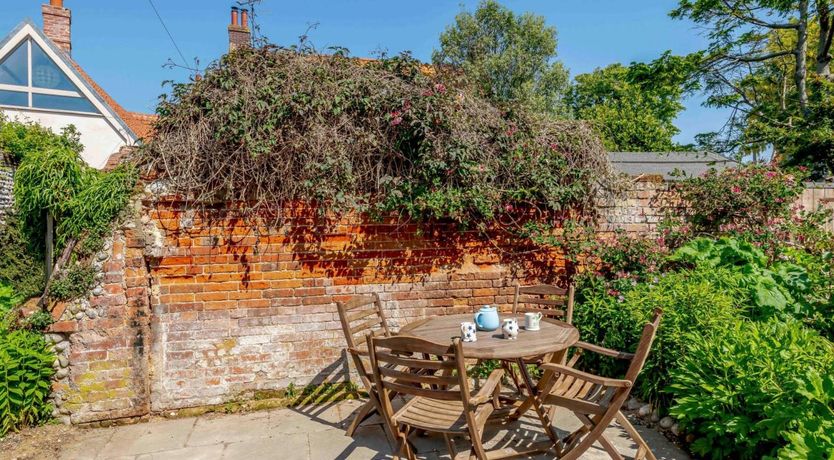 Photo of 1 Bed in Holt