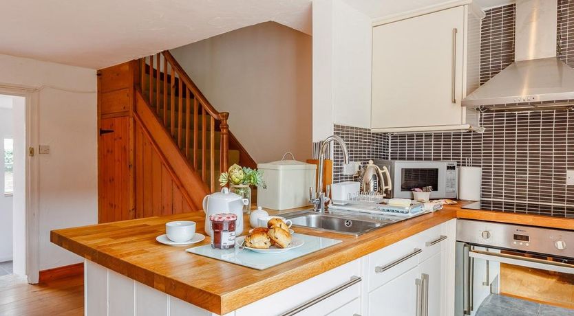 Photo of 1 Bed in Churston Ferrers