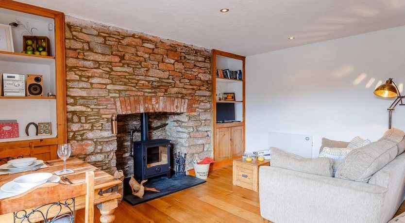 Photo of 1 Bed in Churston Ferrers