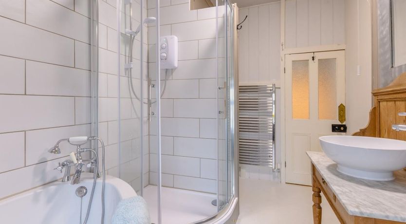 Photo of 3 Bed in Great Hucklow