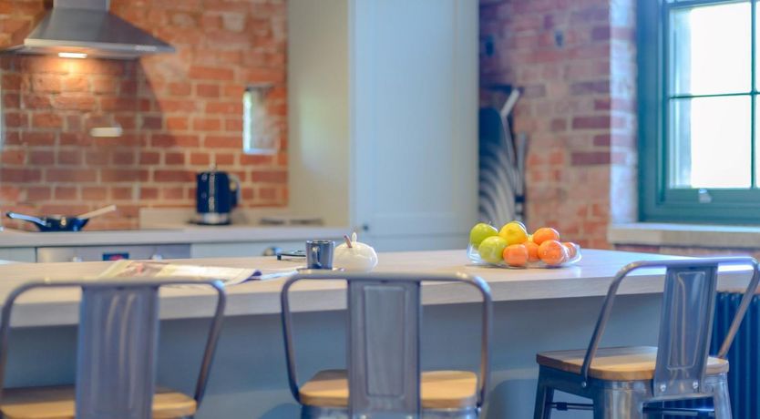 Photo of 3 Bed in Freshwater