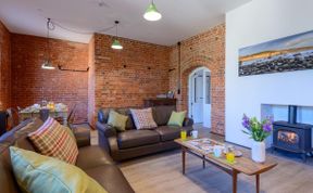 Photo of in Freshwater Bay (78098)