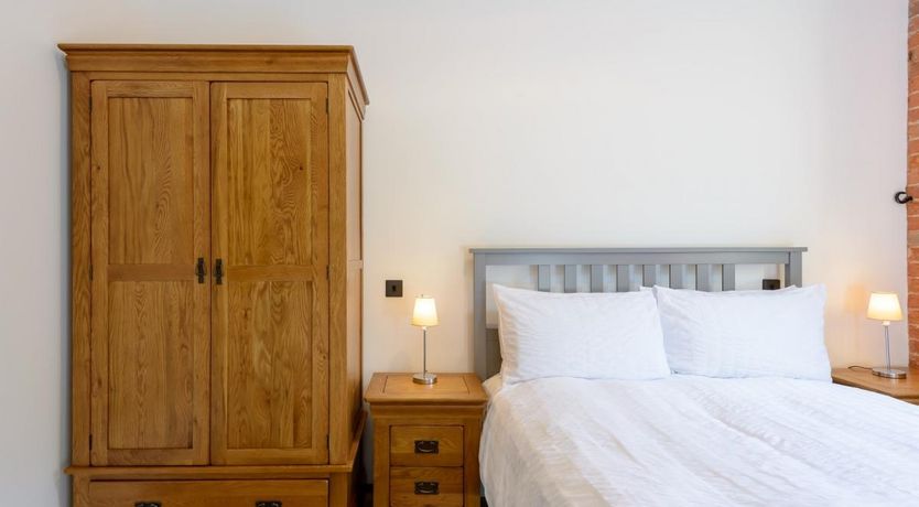 Photo of 3 Bed in Freshwater