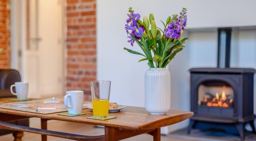 Photo of 3 Bed in Freshwater