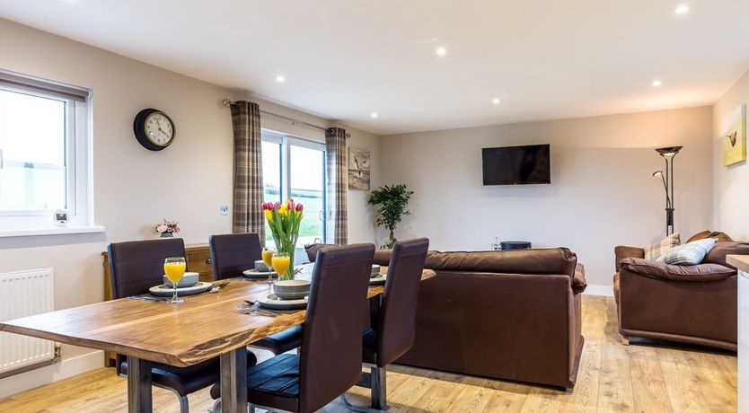 Photo of 2 Bed in South Molton