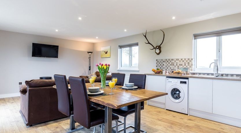 Photo of 2 Bed in South Molton