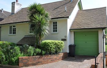 in Branscombe (78002) Holiday Cottage