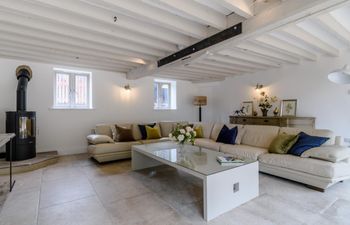 6 Bed in Market Rasen Holiday Cottage