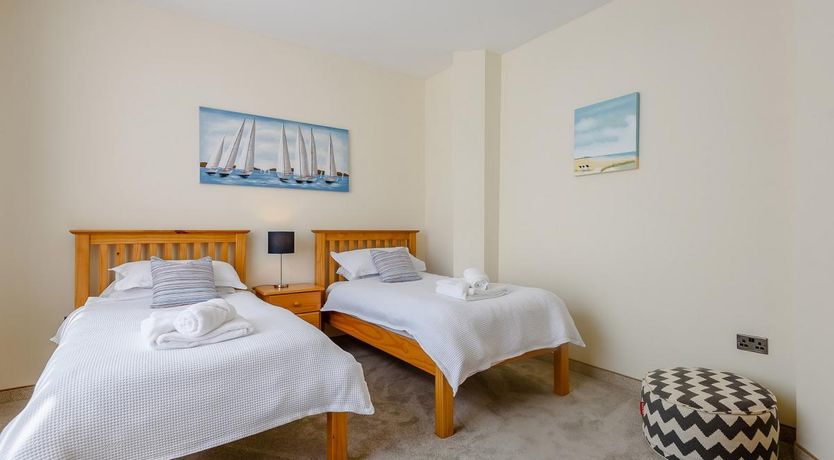 Photo of 2 Bed in Shanklin