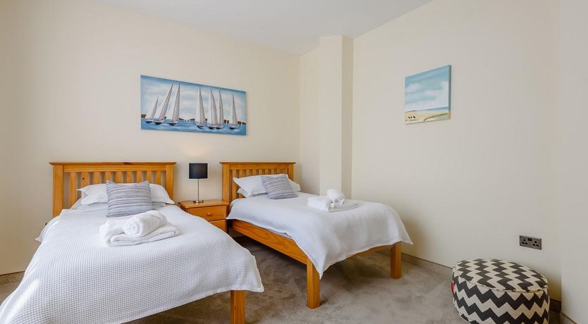 Photo of 2 Bed in Shanklin