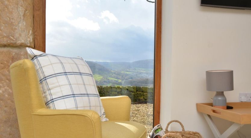 Photo of 2 Bed in Matlock